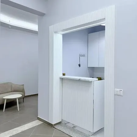 Aem 1 Bedroom Apt #6 * 골렘